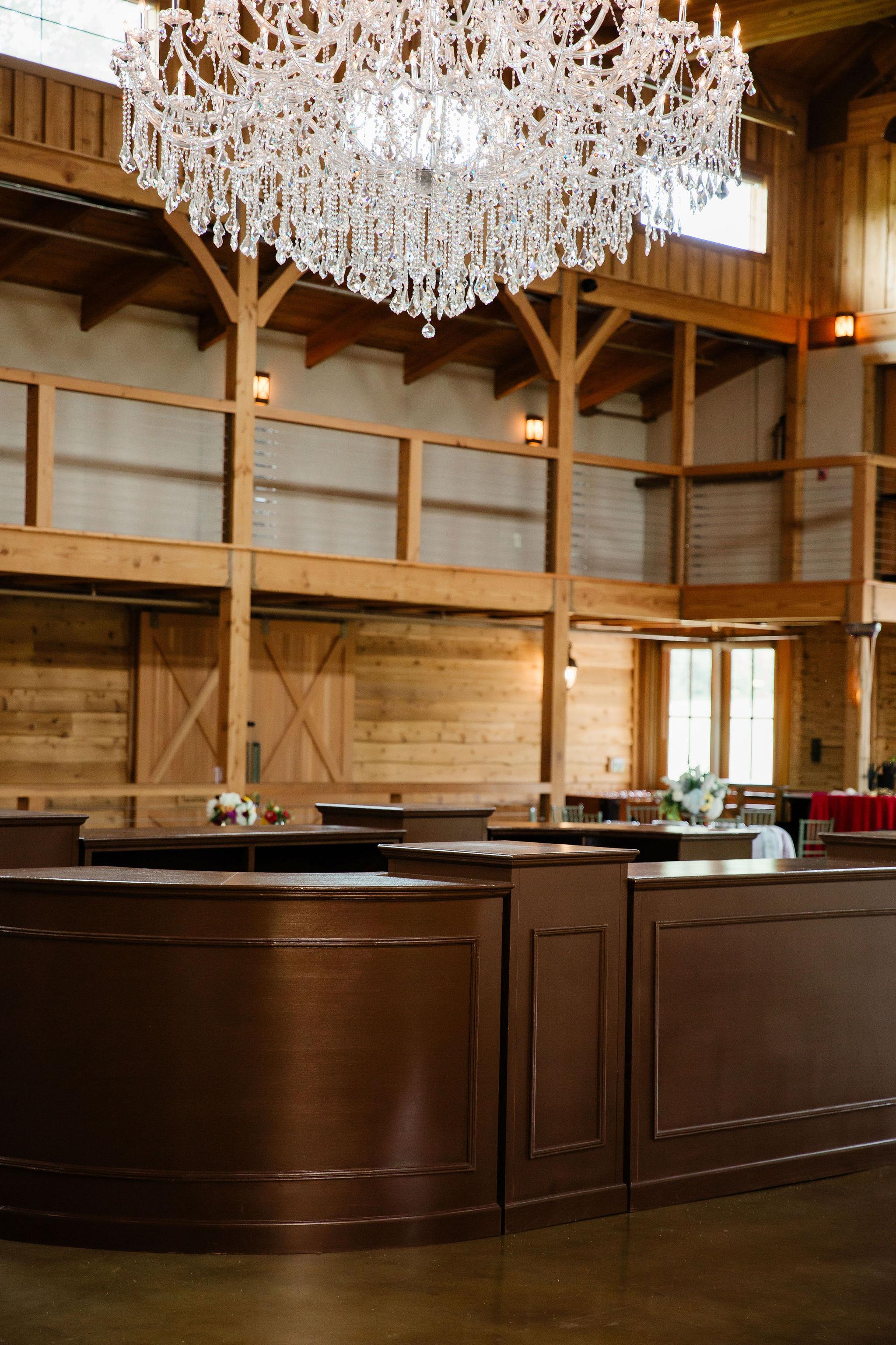 Where to find THOMPSON FULL OVAL SADDLE BAR in Nashville